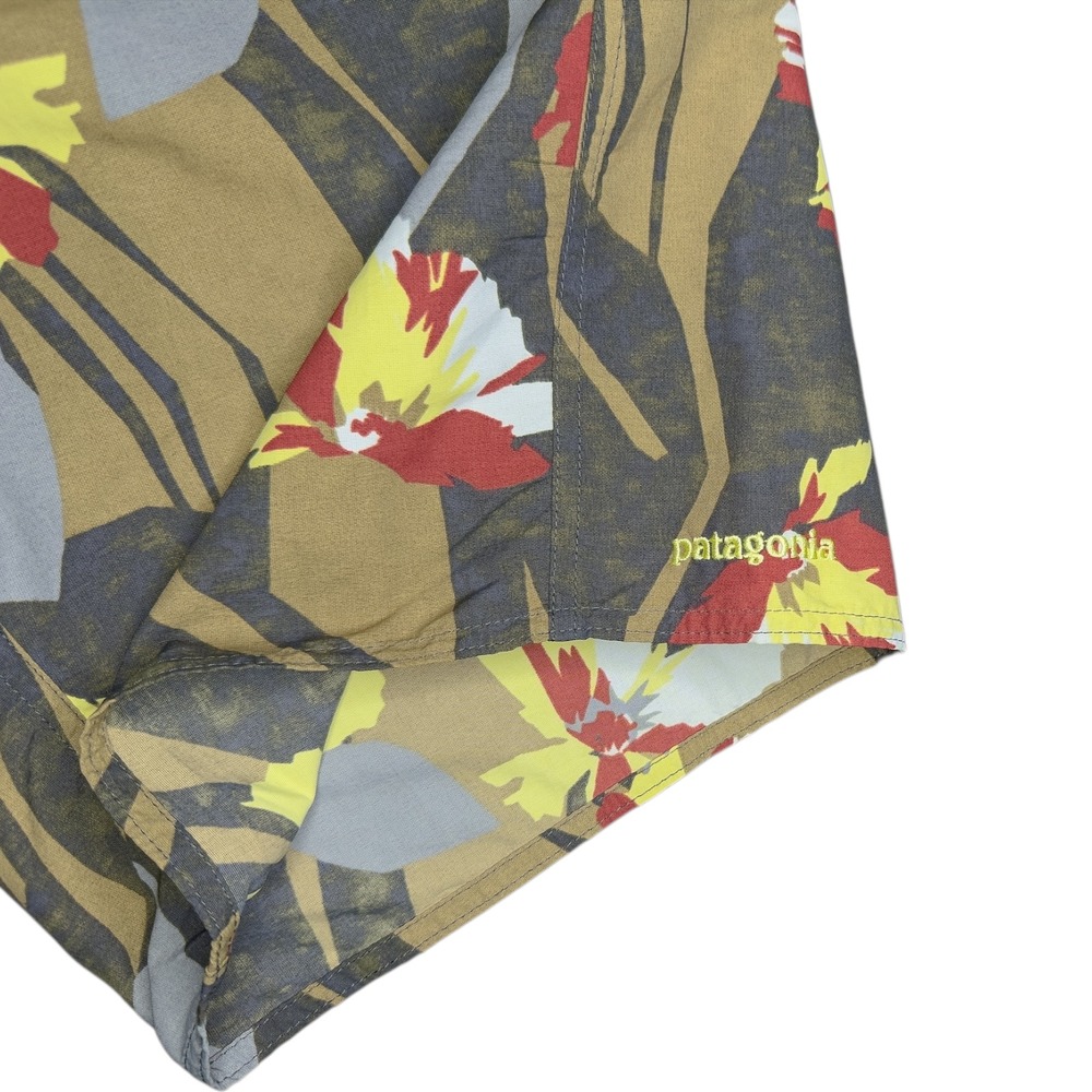 Patagonia Wavefarer Board Shorts Brown Red Yellow Hawaiian Floral Men's Size‎ 32 - Picture 2 of 6